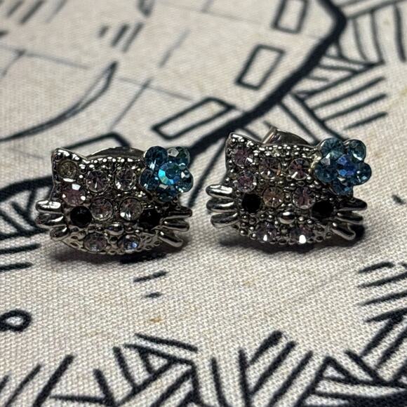 Sparkly Hello Kitty Post Earrings with Crystal And Rhinestones - Picture 1 of 5